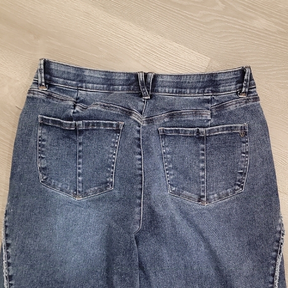Classic Blue Women's Jeans - Picture 8 of 12